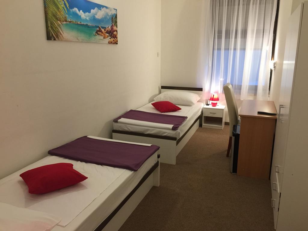 Hotel Ruza Novi Vinodolski Zimmer foto